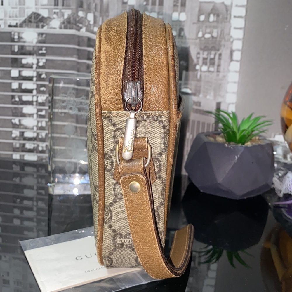 SOLDAuthentic Gucci GG Plus Bag - Picture 7 of 16